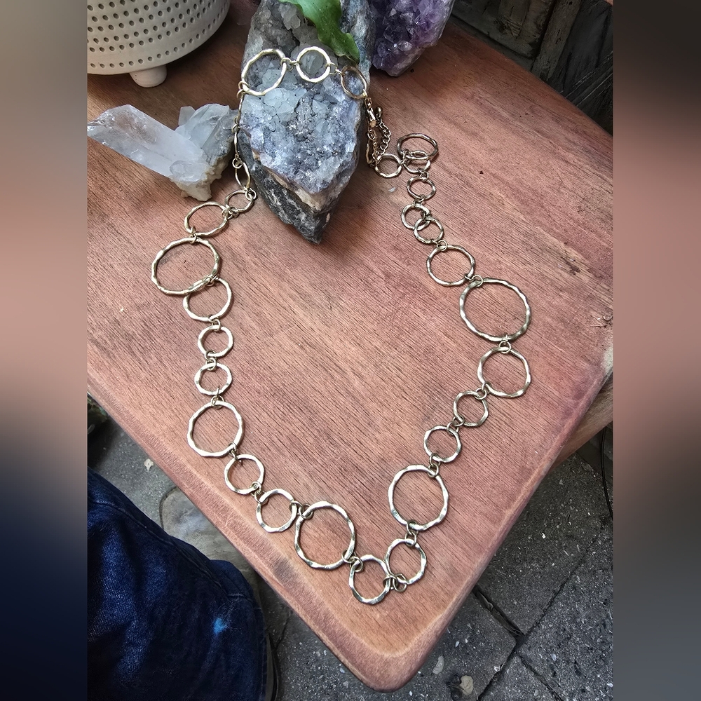 Chic Gold Circle Link Necklace